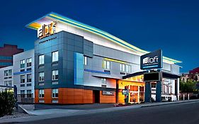 Aloft Hotel Calgary University